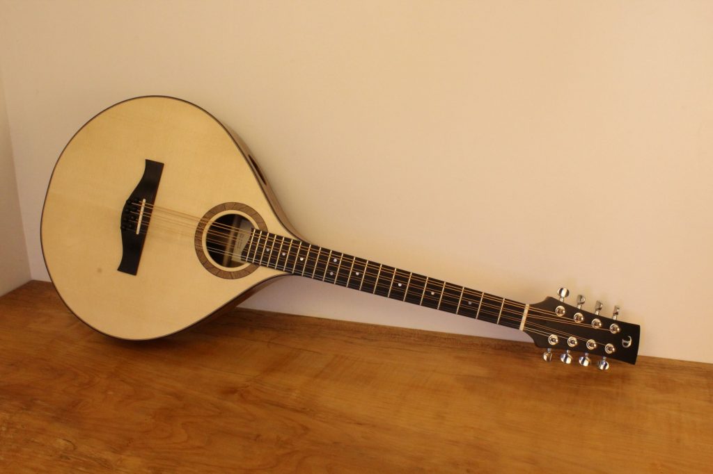 Octave Mandola