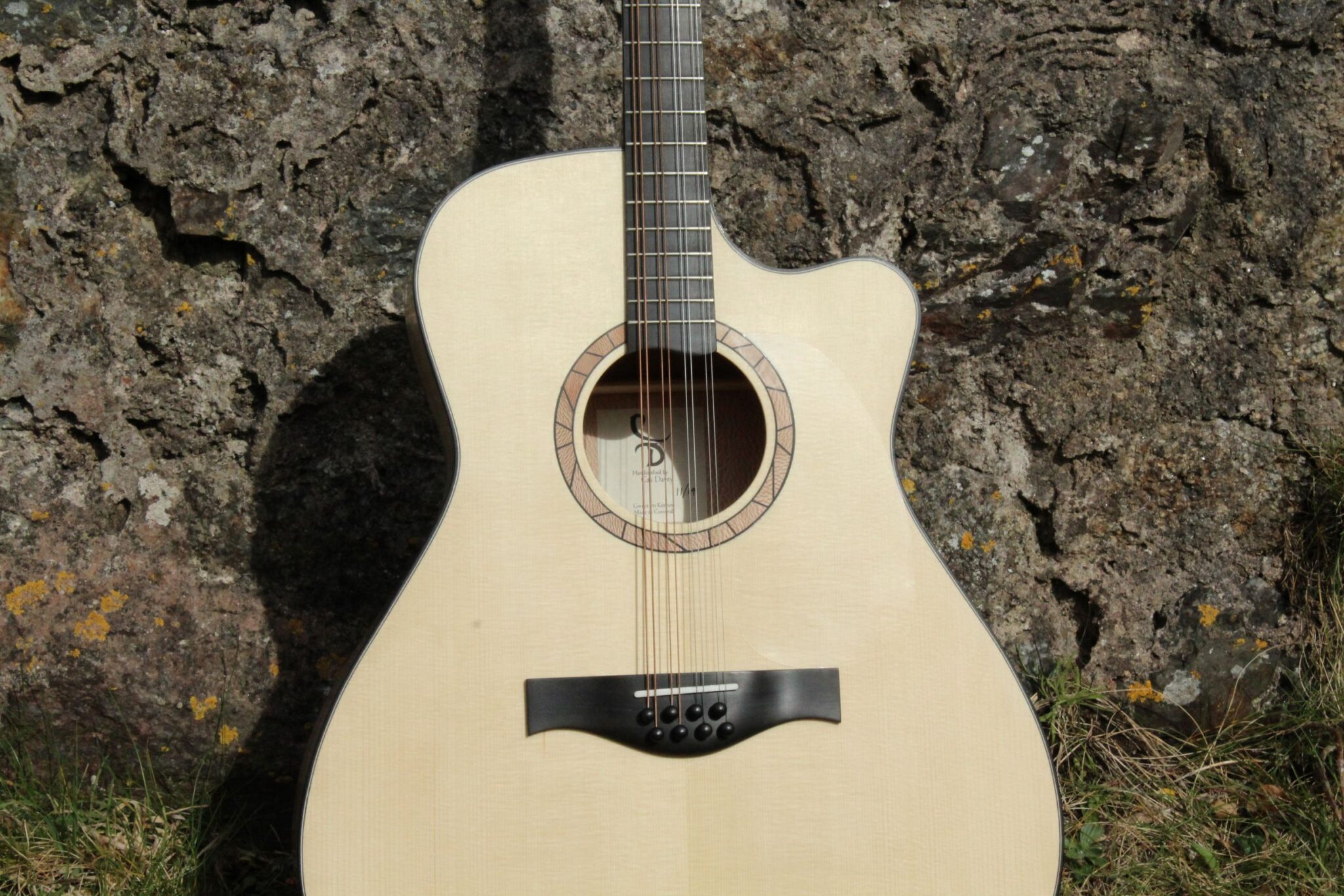 Guitar bouzouki soundboard